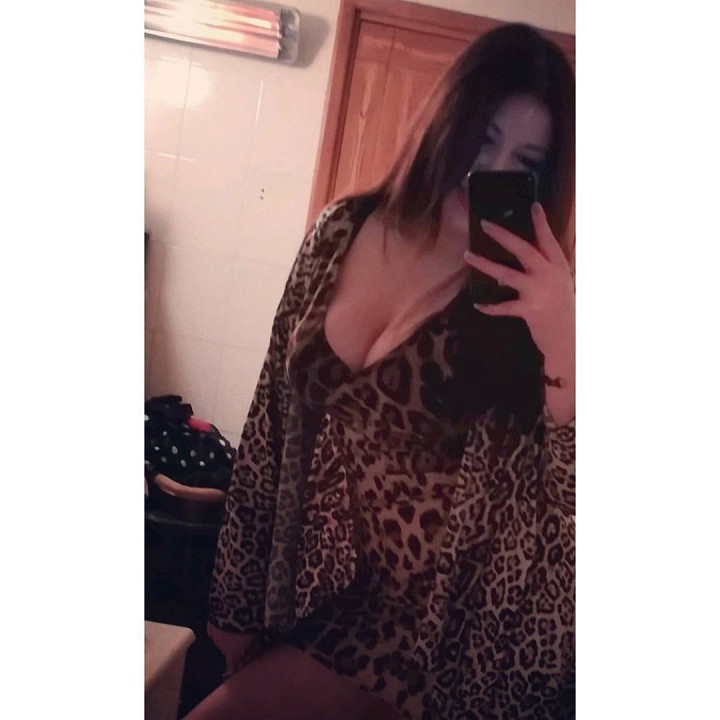 LynsayR