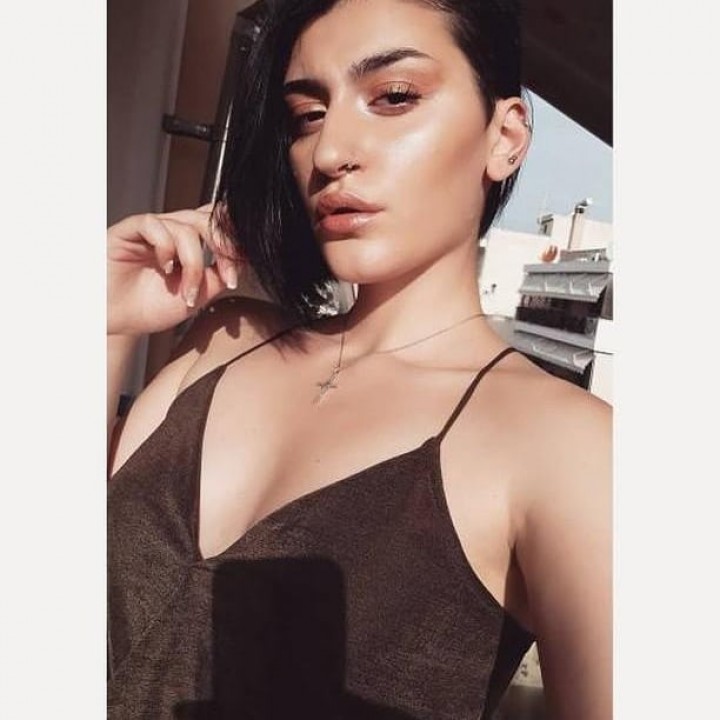 cheekyem